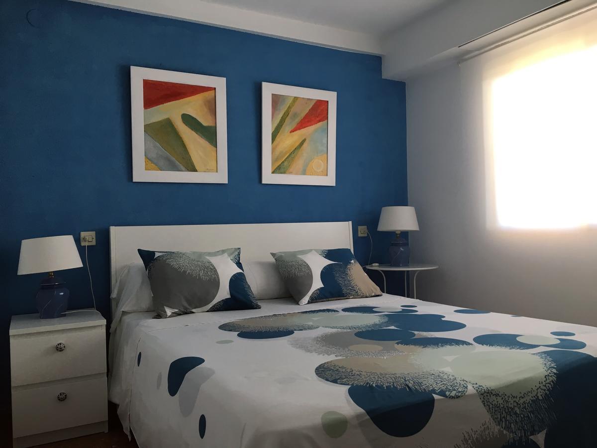 Apartamento Puigval ภายนอก รูปภาพ