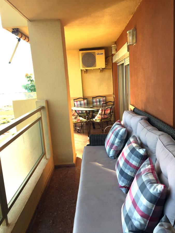 Apartamento Puigval ภายนอก รูปภาพ
